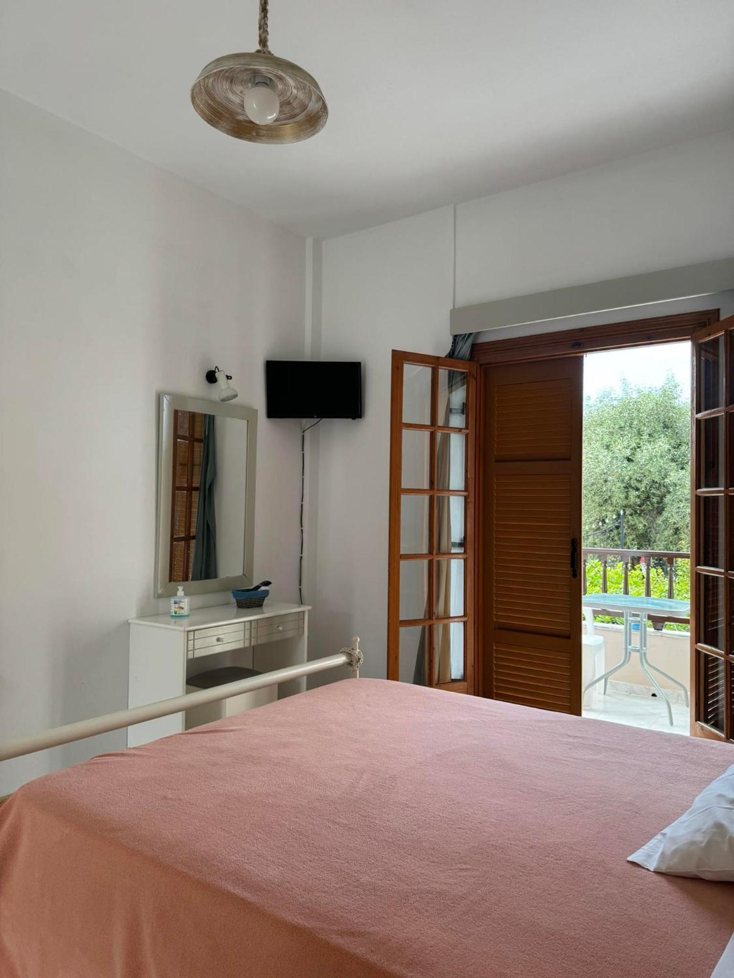 Villa Sofia Acharavi  Exterior foto